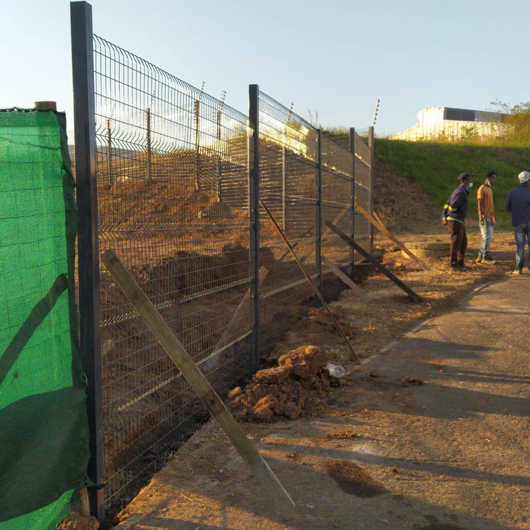 Clear view fence installation